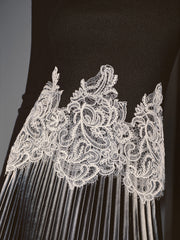 Contrast Lace Hem Knit Top