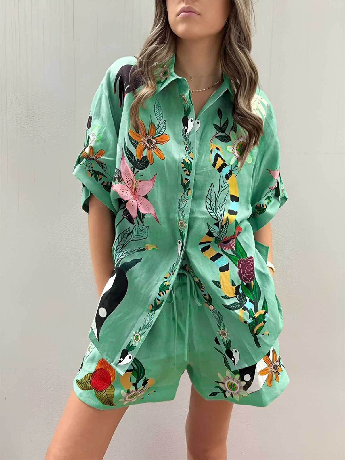 Oversized Floral Print Shorts Set