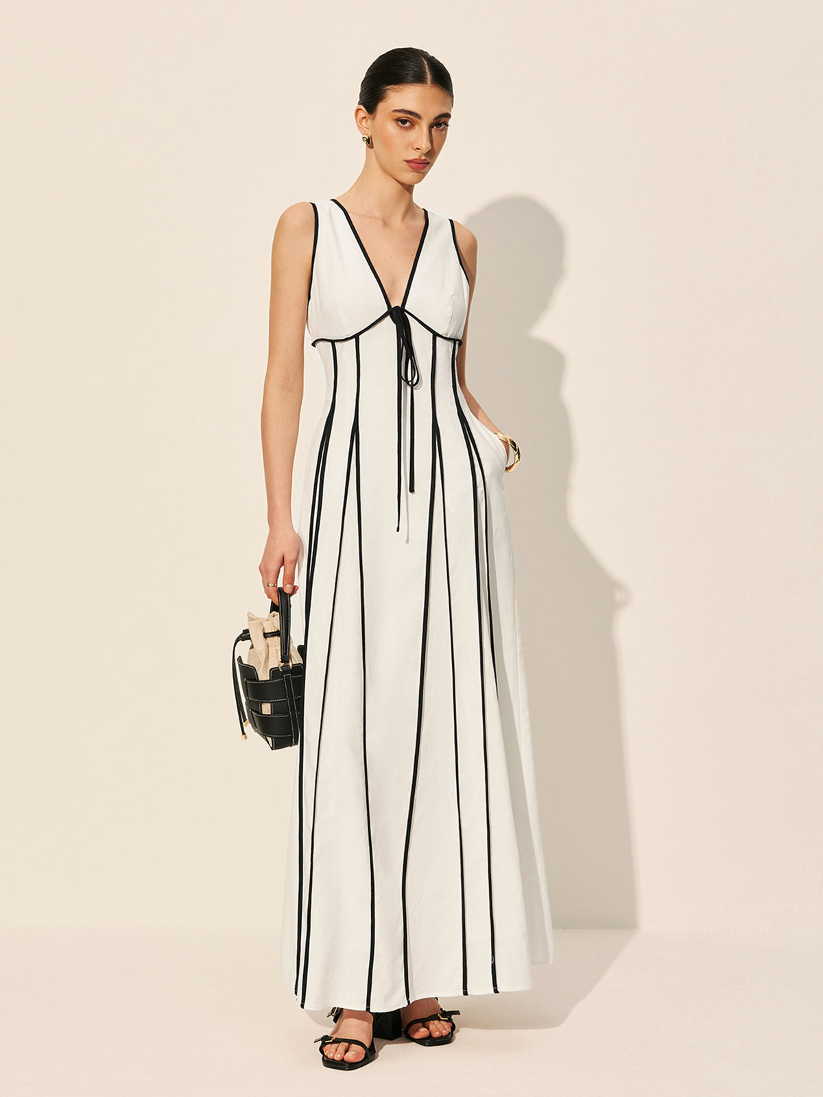 Contrast Trim Dress With Pockets