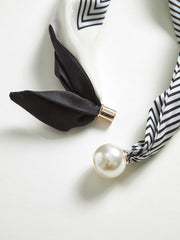 Pearl Magnetic Closure Striped Neck Scarf